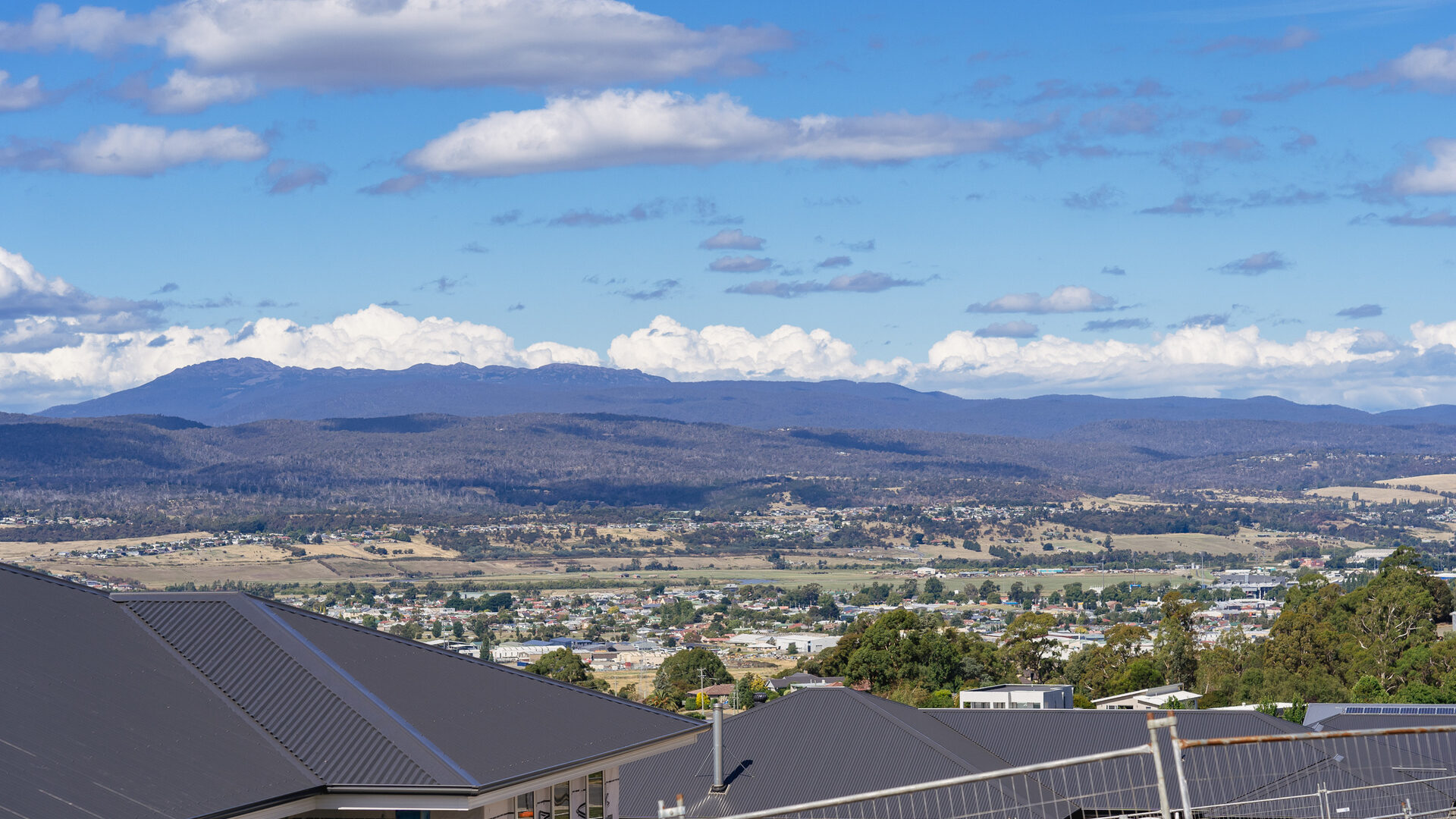 Sold - 56 Tamar Rise - New Property in Riverside - Real Estate by Josh Hart