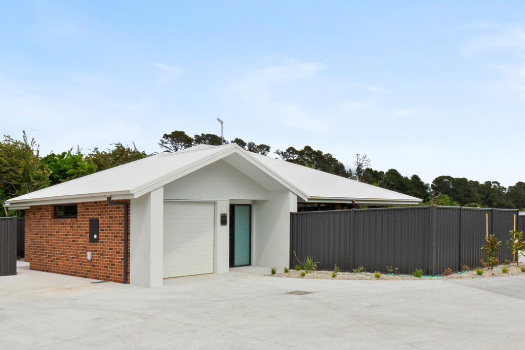 4/15 Monastery Court, Longford