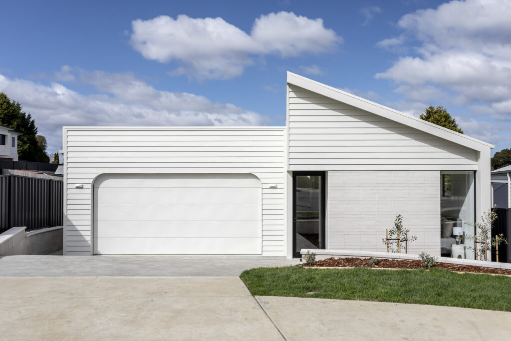Sold - 2/4 Leeman Court - New Property in Riverside - Real Estate by Josh Hart
