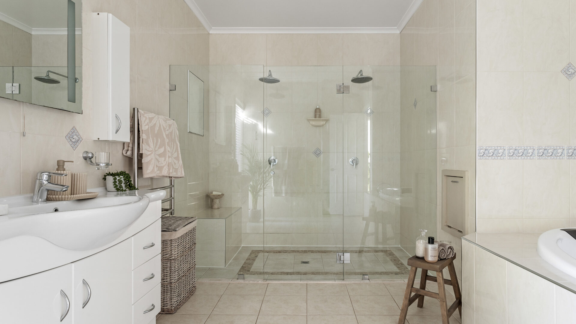 Sold - 14 Skyline Avenue - New Property in Grindelwald - Real Estate by Josh Hart