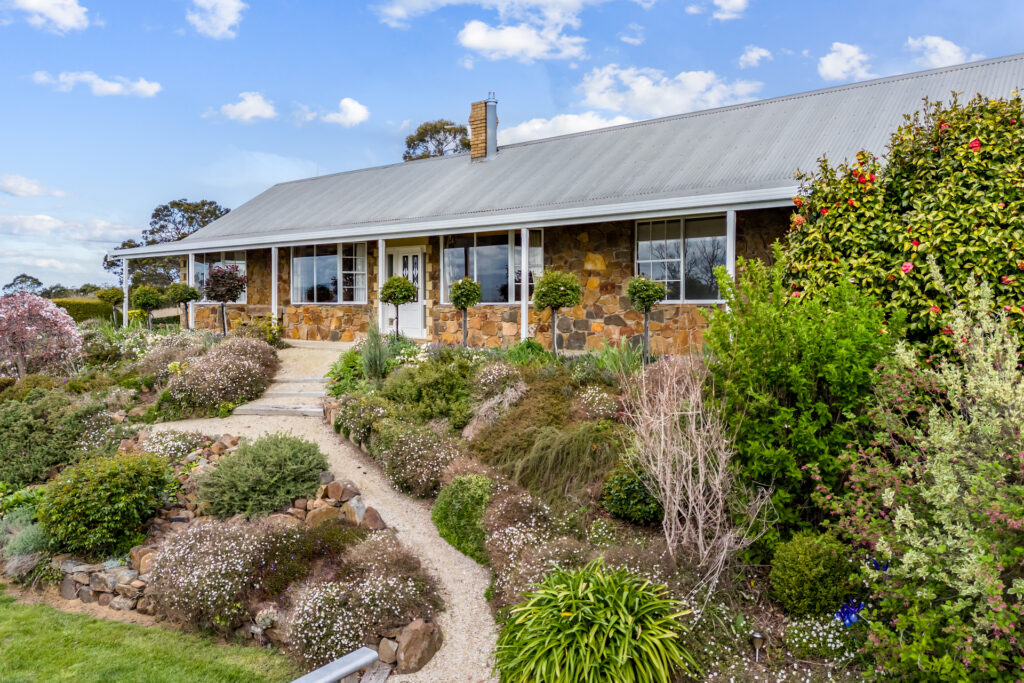 Sold - 695 Ecclestone Road - New Property in Riverside - Real Estate by Jessica Hogarth
