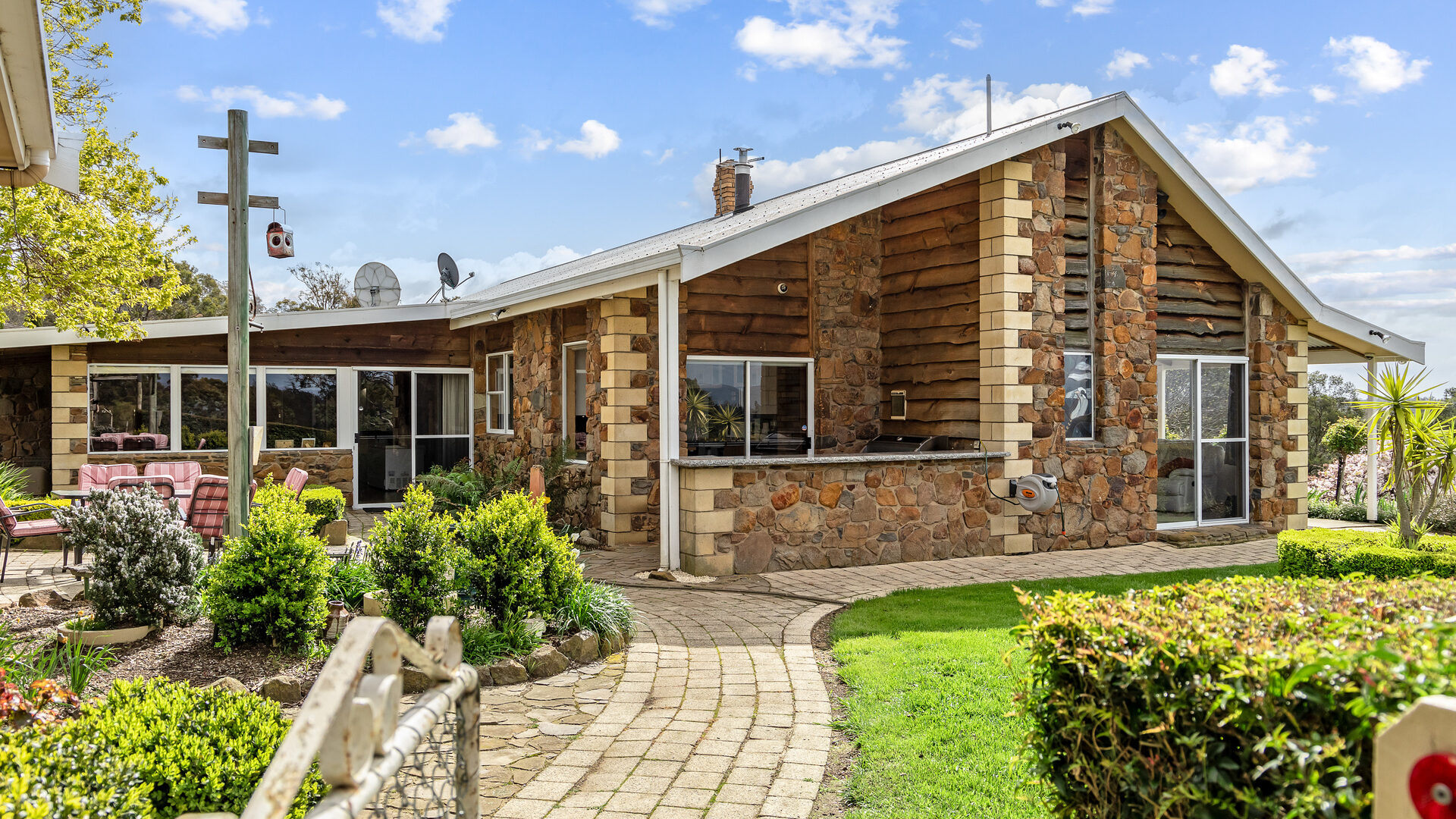 Sold - 695 Ecclestone Road - New Property in Riverside - Real Estate by Jessica Hogarth