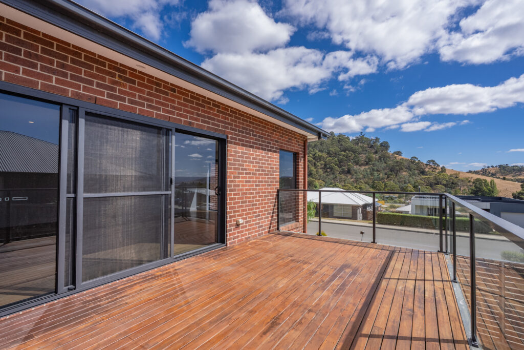 Sold - 28 Camrise Drive - New Property in Cambridge - Real Estate by Kim Symmons