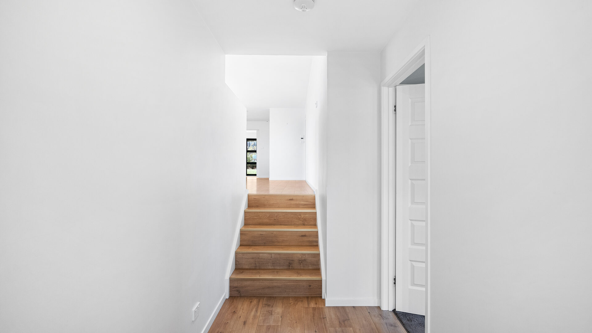 Sold - 28 Camrise Drive - New Property in Cambridge - Real Estate by Kim Symmons