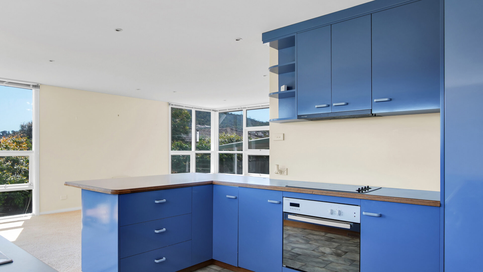 Sold - 2 Banjorrah Street - New Property in Howrah - Real Estate by Kim Symmons