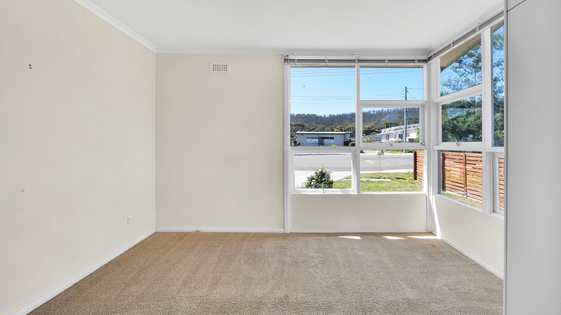 Sold - 2 Banjorrah Street - New Property in Howrah - Real Estate by Kim Symmons