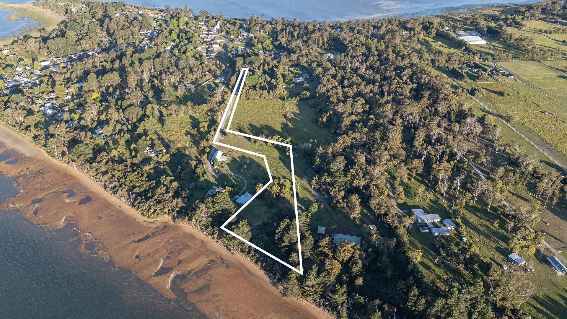 Sold - 141a Paper Beach Road - New Property in Swan Point - Real Estate by Jessica Hogarth