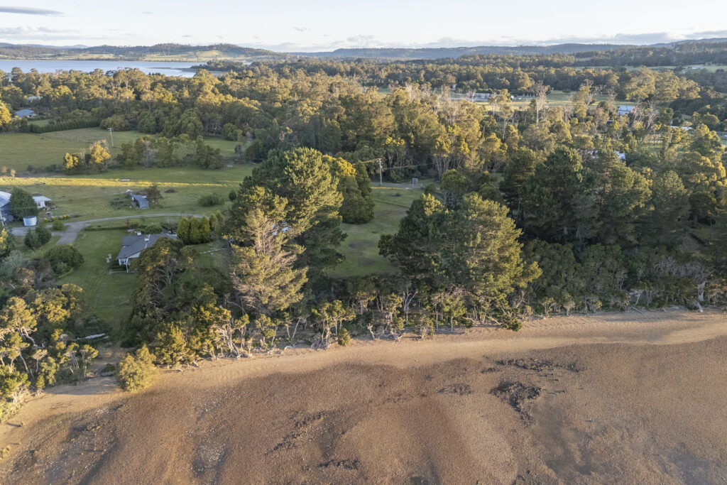 Sold - 141a Paper Beach Road - New Property in Swan Point - Real Estate by Jessica Hogarth
