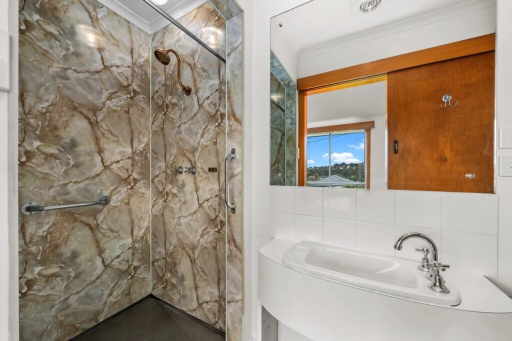 Sold - 1A Blanche Street - New Property in Blackmans Bay - Real Estate by Stuart Benson