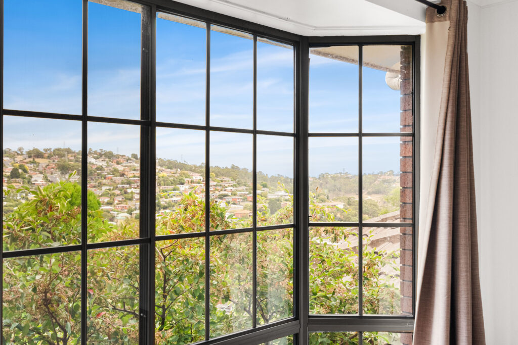 Sold - 4/6 Namoi Place - New Property in Lenah Valley - Real Estate by Stuart Benson