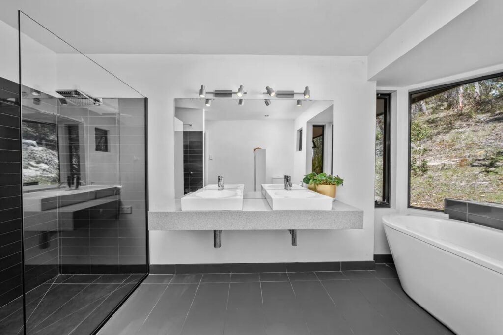 Sold - 791 Gellibrand Drive - New Property in Sandford - Real Estate by Stuart Benson