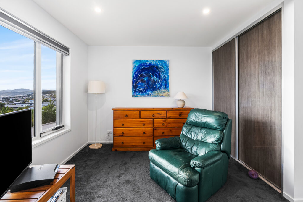 Sold - 7 Pintoresca Place - New Property in Tranmere - Real Estate by Kim Symmons