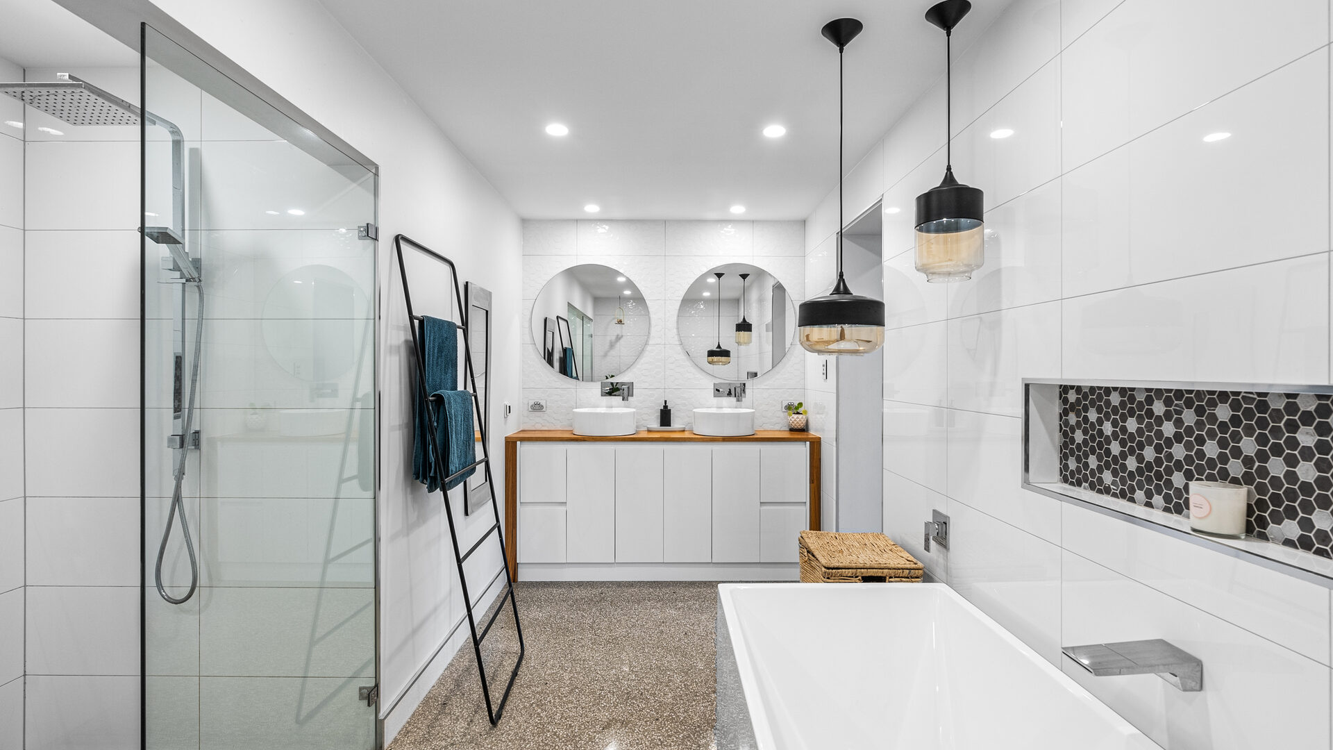 Sold - 190 Carella Street - New Property in Howrah - Real Estate by Kim Symmons