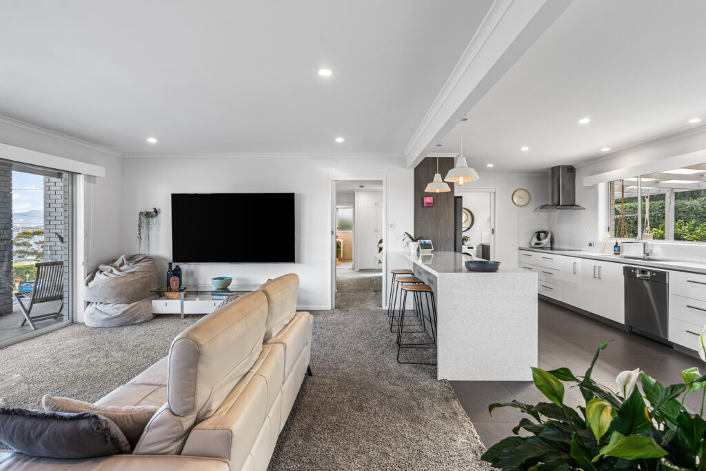 Sold - 190 Carella Street - New Property in Howrah - Real Estate by Kim Symmons