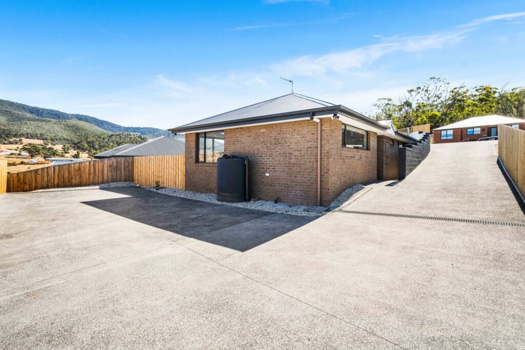 Sold - 2/10 Fryett Drive - New Property in Claremont - Real Estate by Kim Symmons