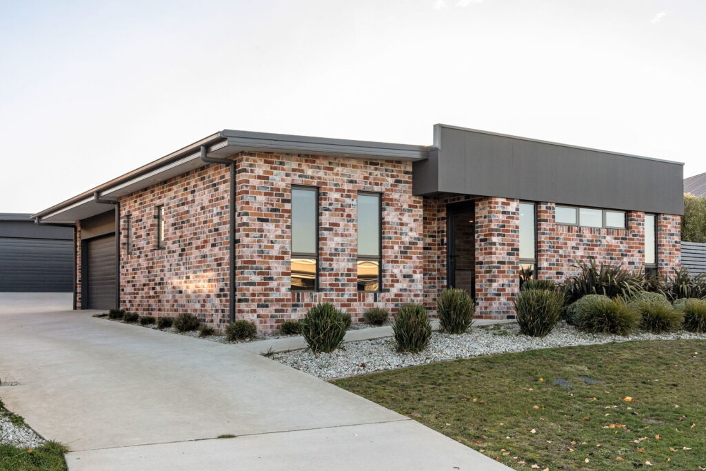 Sold - 1/10 Parkfield Drive - New Property in Youngtown - Real Estate by Josh Hart
