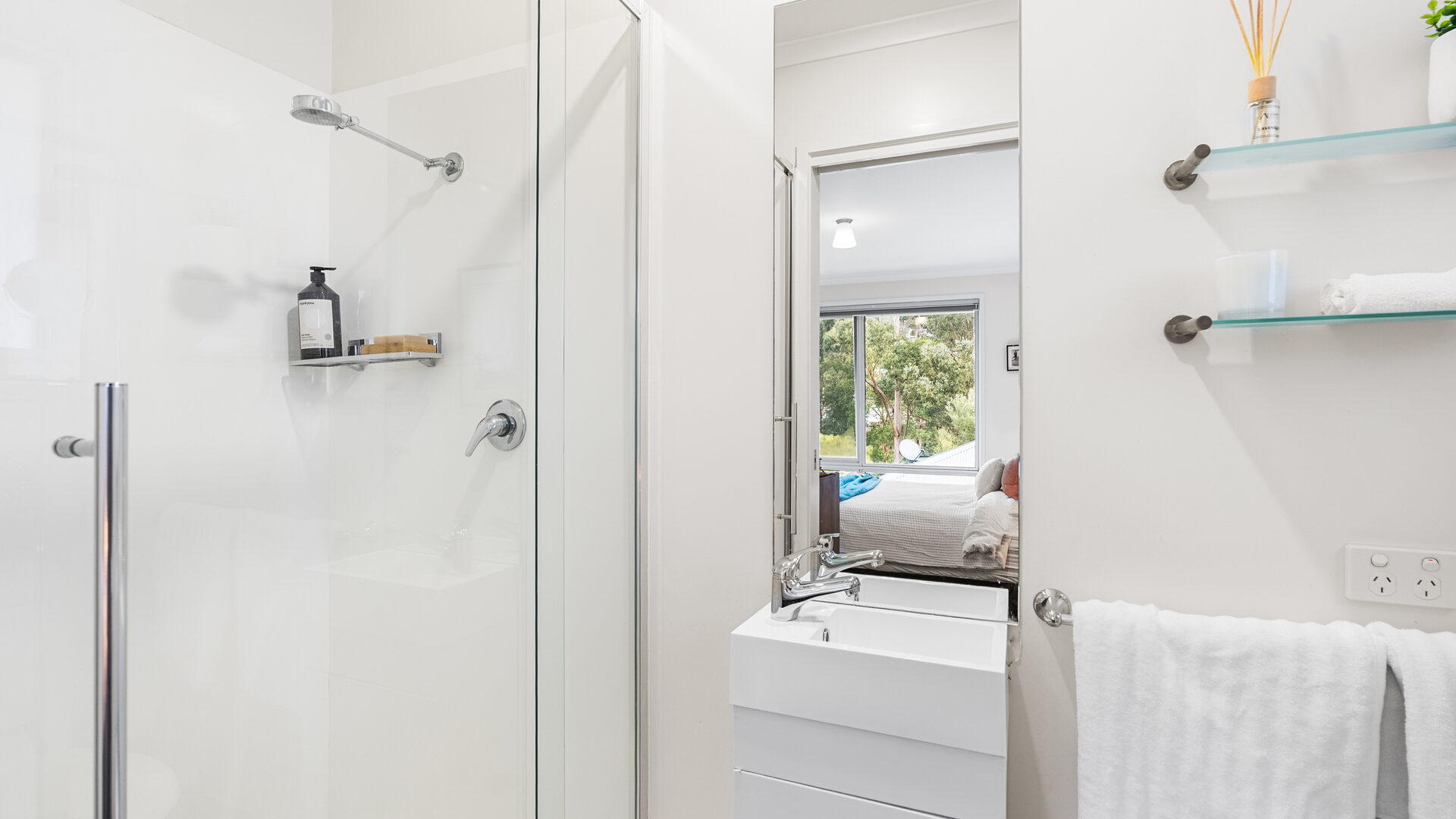 Sold - 2/12 Woodlyn Court - New Property in South Hobart - Real Estate by Kim Symmons