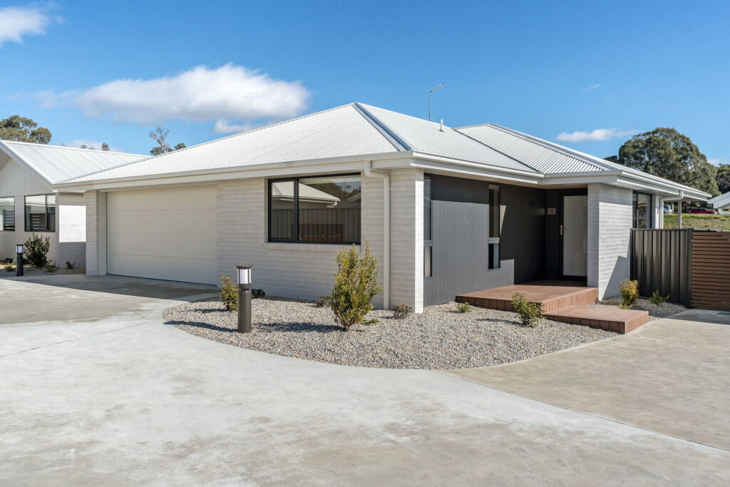 Sold - 4/20 Fortune Drive - New Property in Youngtown - Real Estate by Josh Hart