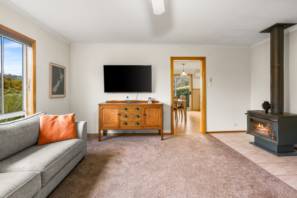 Sold - 54 Backhouse Lane - New Property in Cambridge - Real Estate by Kim Symmons