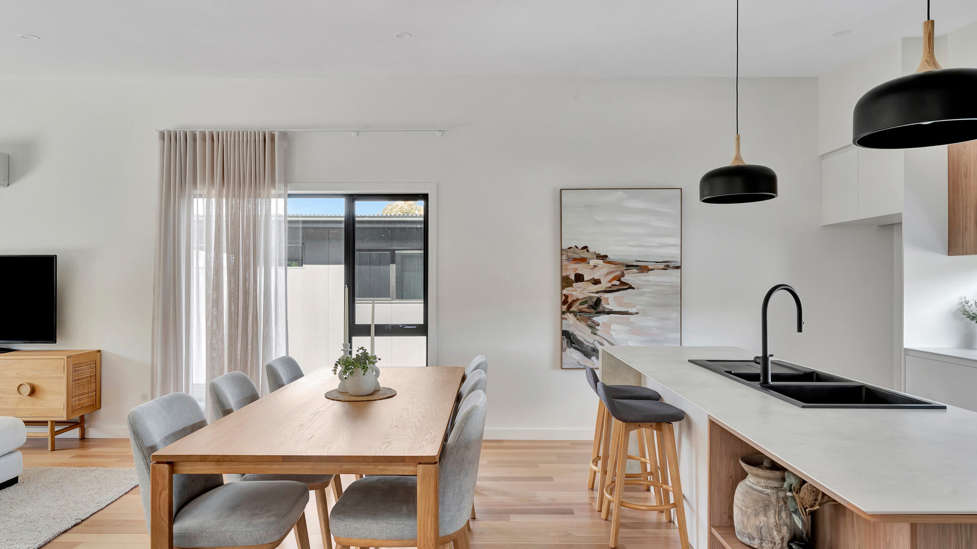 Sold - 5/2A Cook Street - New Property in Hadspen - Real Estate by Josh Hart