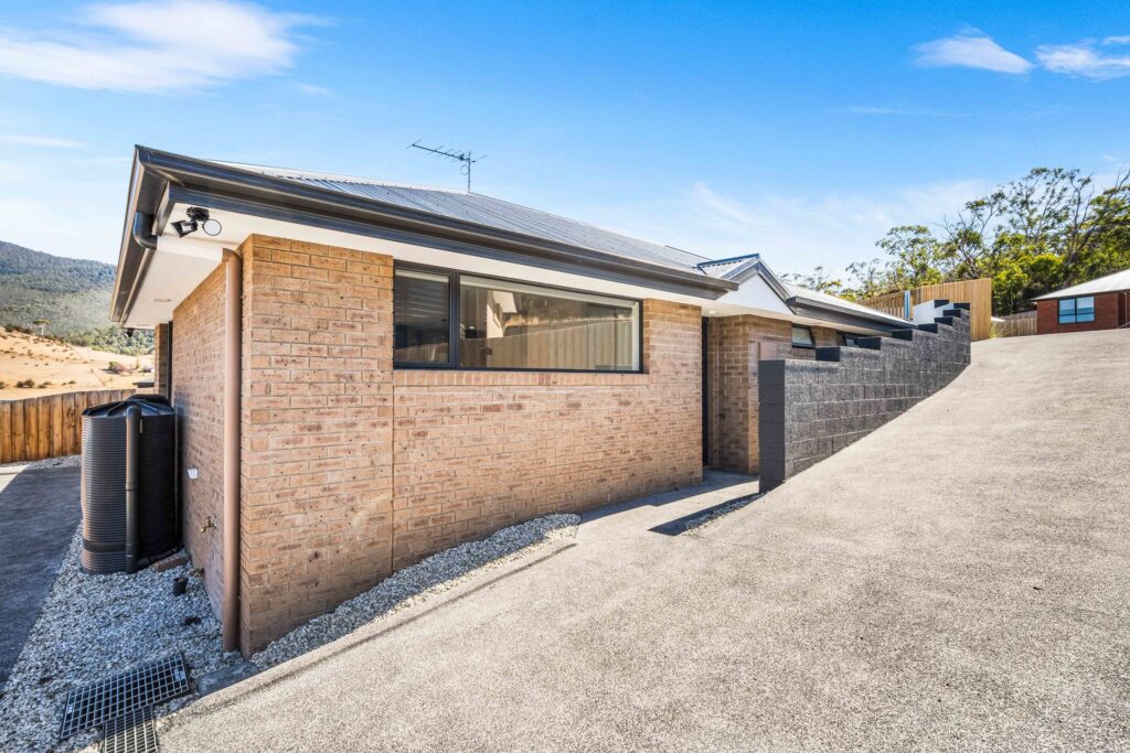 Sold - 1/10 Fryett Drive - New Property in Claremont - Real Estate by Kim Symmons