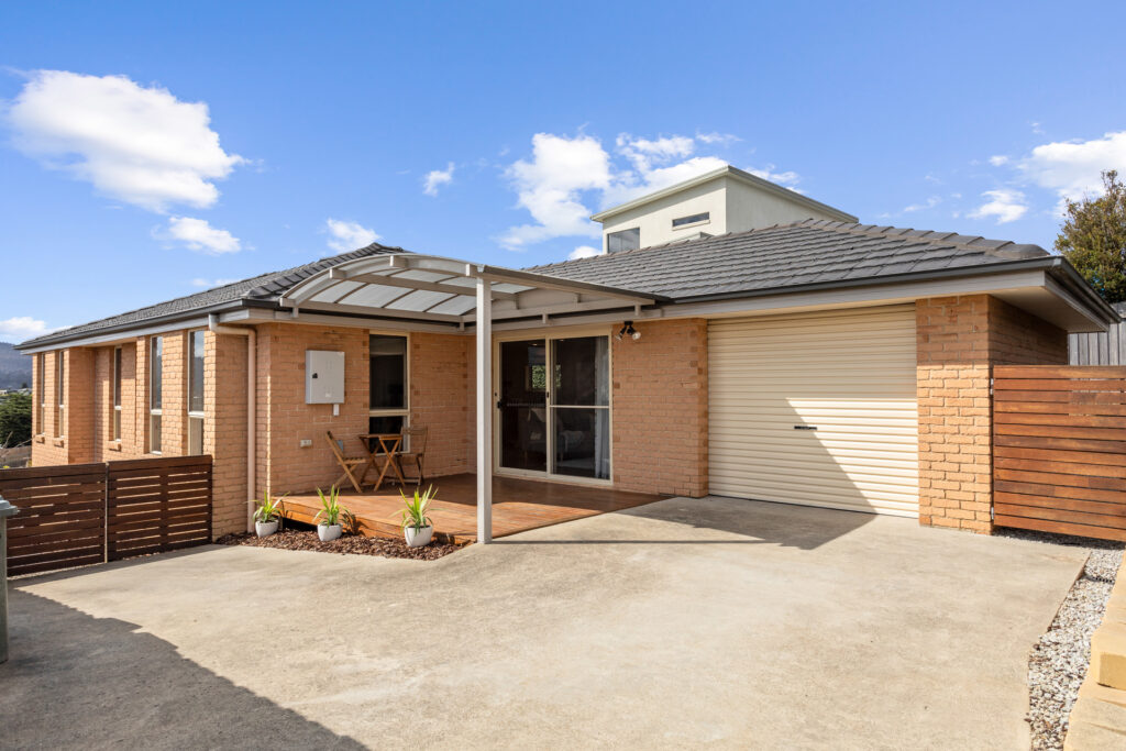 2/4 Gosling Grove, Legana TAS 7277 - McGrath Hobart Launceston