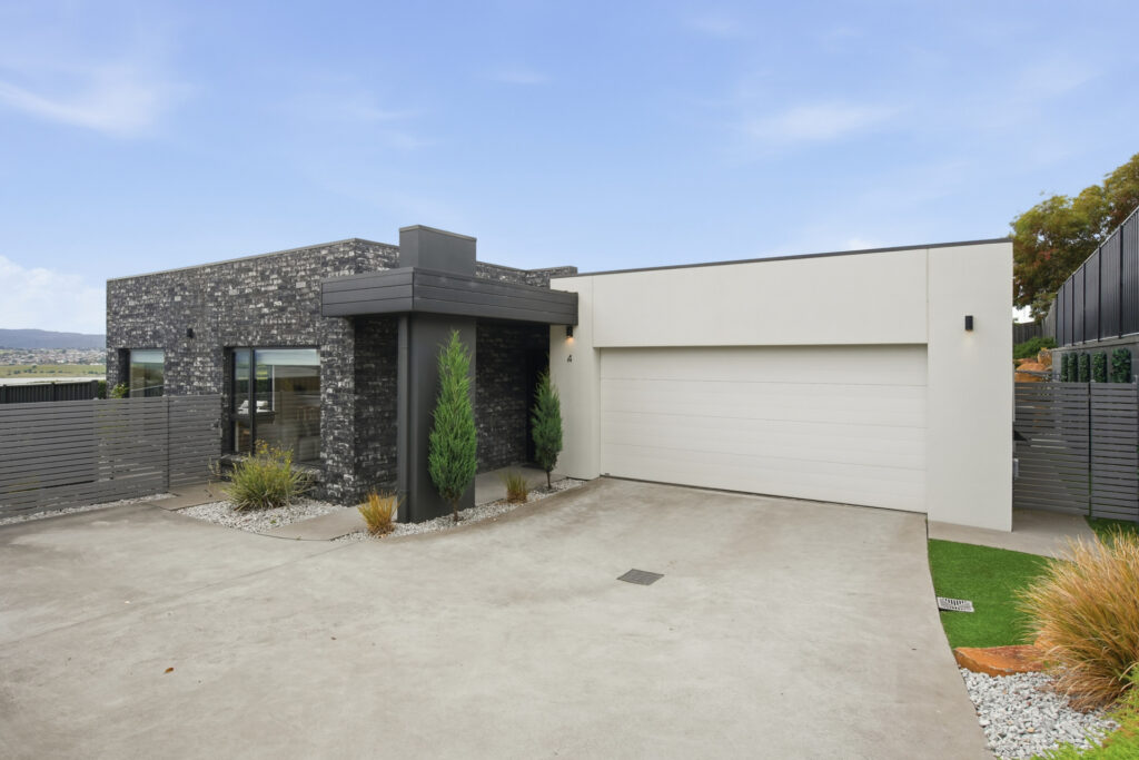 Sold - 4/5 Que Court - New Property in Riverside - Real Estate by Josh Hart