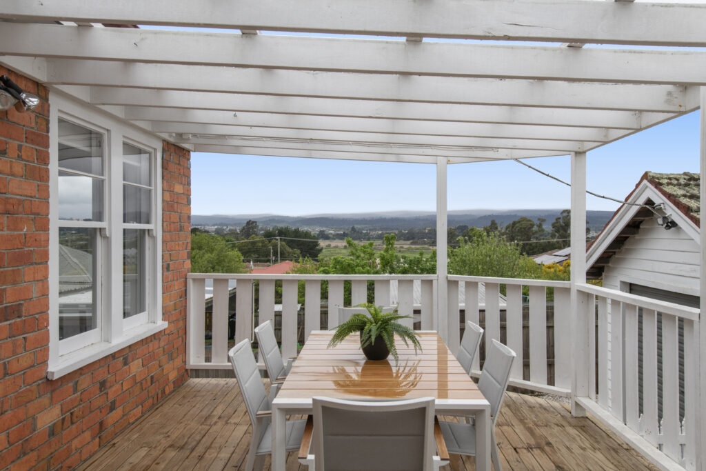 Sold - 9 Freeland Crescent - New Property in Riverside - Real Estate by Josh Hart