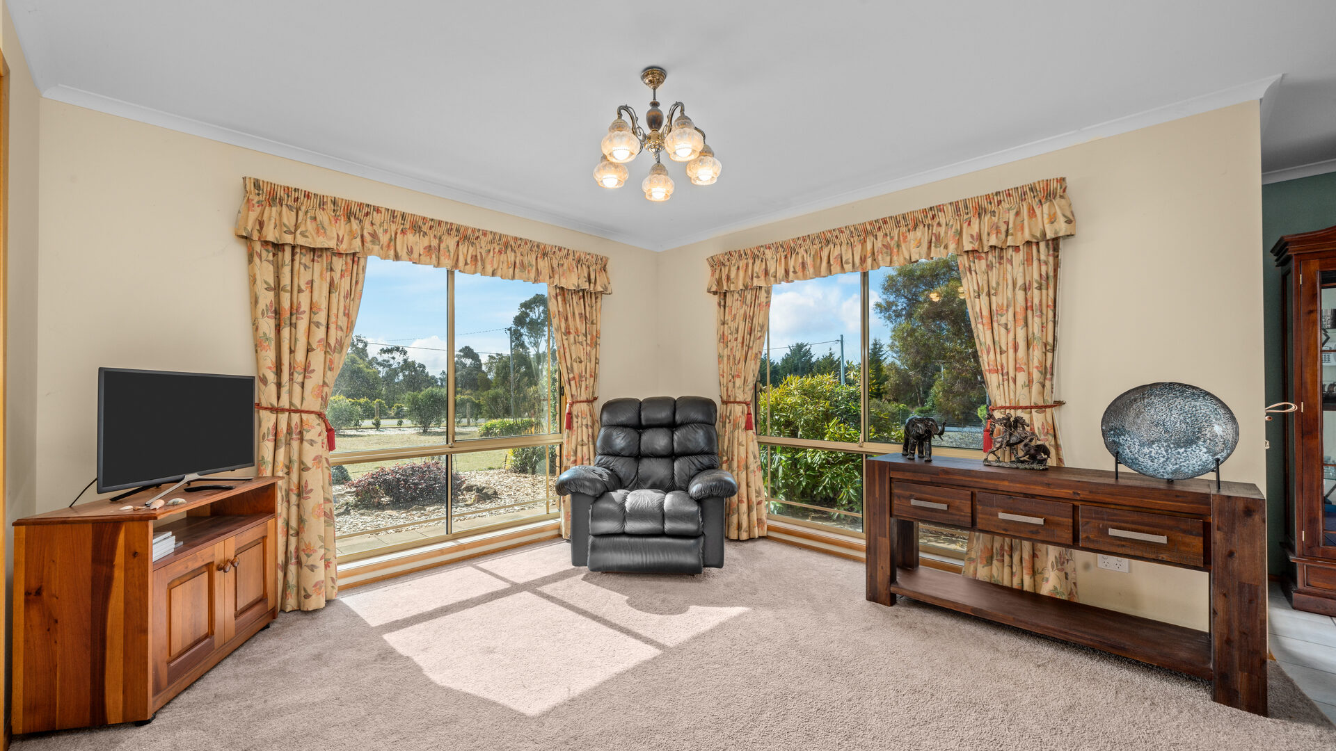 Sold - 10 Mahogany Place - New Property in Acton Park - Real Estate by Kim Symmons