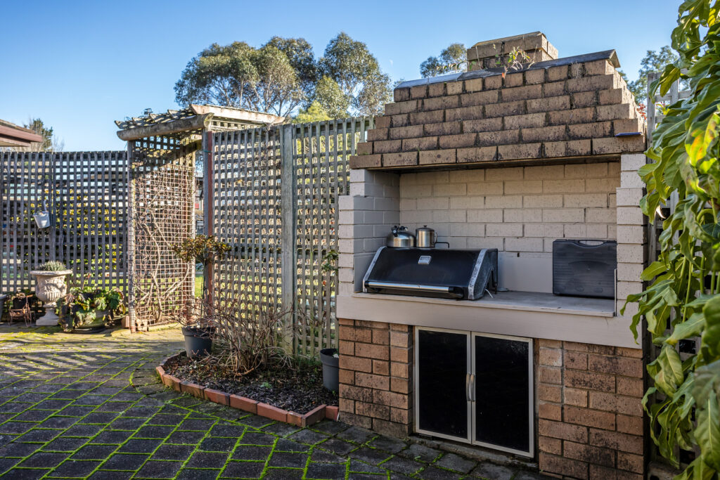 Sold - 3 Thornton Court - New Property in Youngtown - Real Estate by Tiffany Henricks