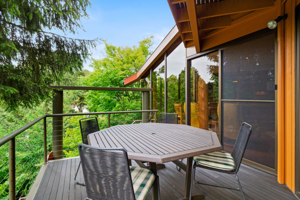 Sold - 1 Bayview Drive - New Property in Blackstone Heights - Real Estate by Josh Hart