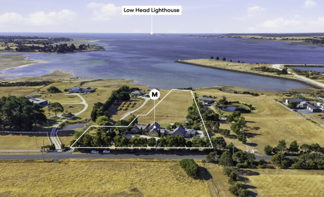 147 Bevic Road, Clarence Point  TAS  7270