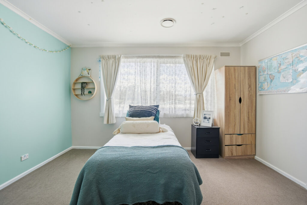 Sold - 8 Deviation Crescent - New Property in Prospect - Real Estate by Andrea Bonner