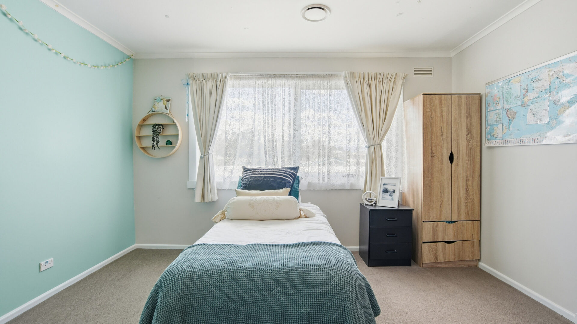 Sold - 8 Deviation Crescent - New Property in Prospect - Real Estate by Andrea Bonner