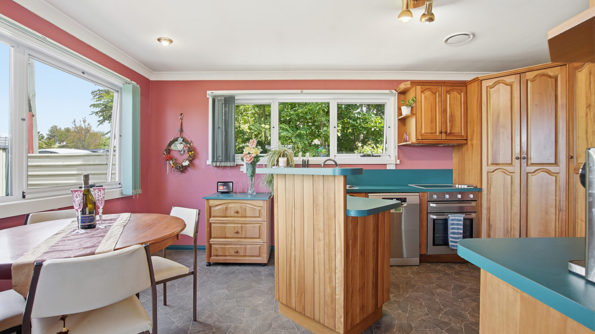 Sold - 8 Deviation Crescent - New Property in Prospect - Real Estate by Andrea Bonner