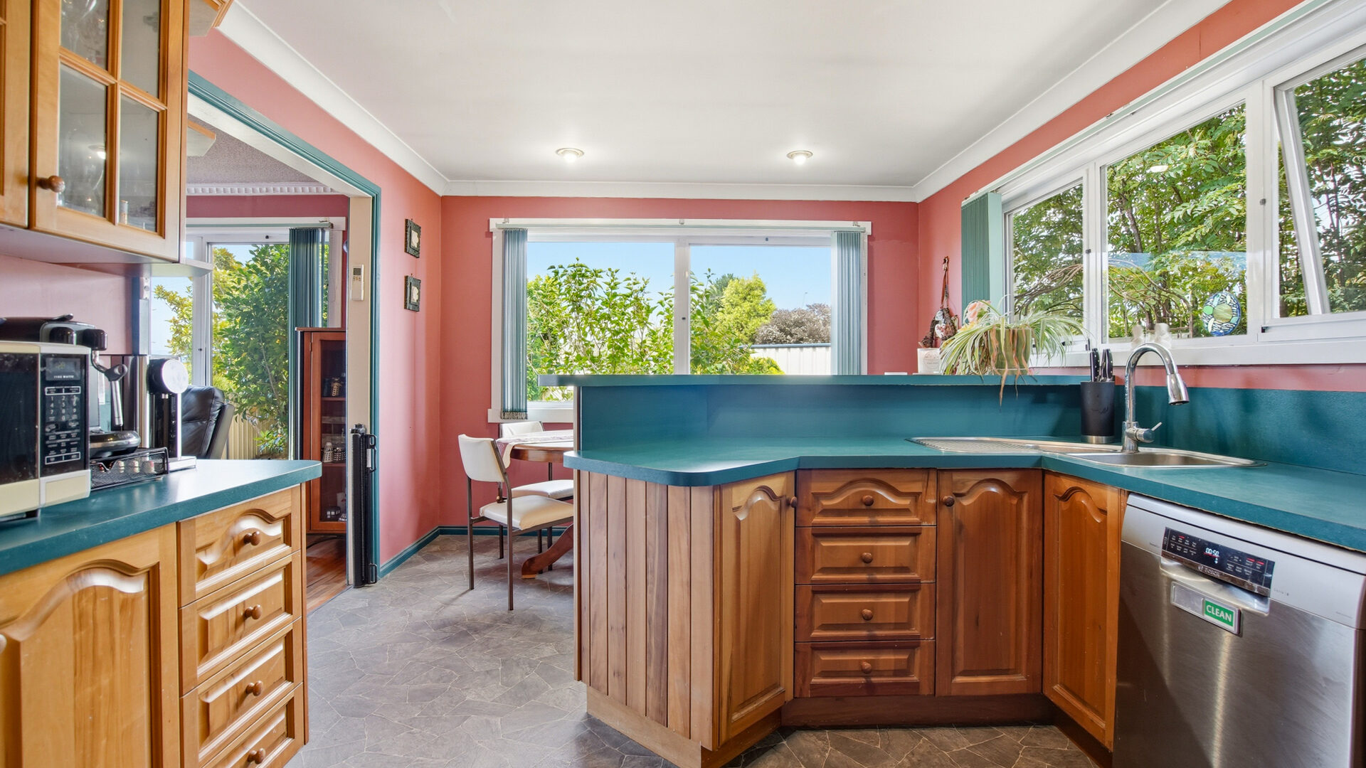 Sold - 8 Deviation Crescent - New Property in Prospect - Real Estate by Andrea Bonner