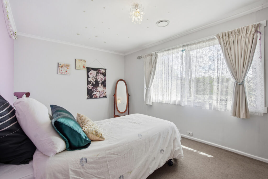 Sold - 8 Deviation Crescent - New Property in Prospect - Real Estate by Andrea Bonner