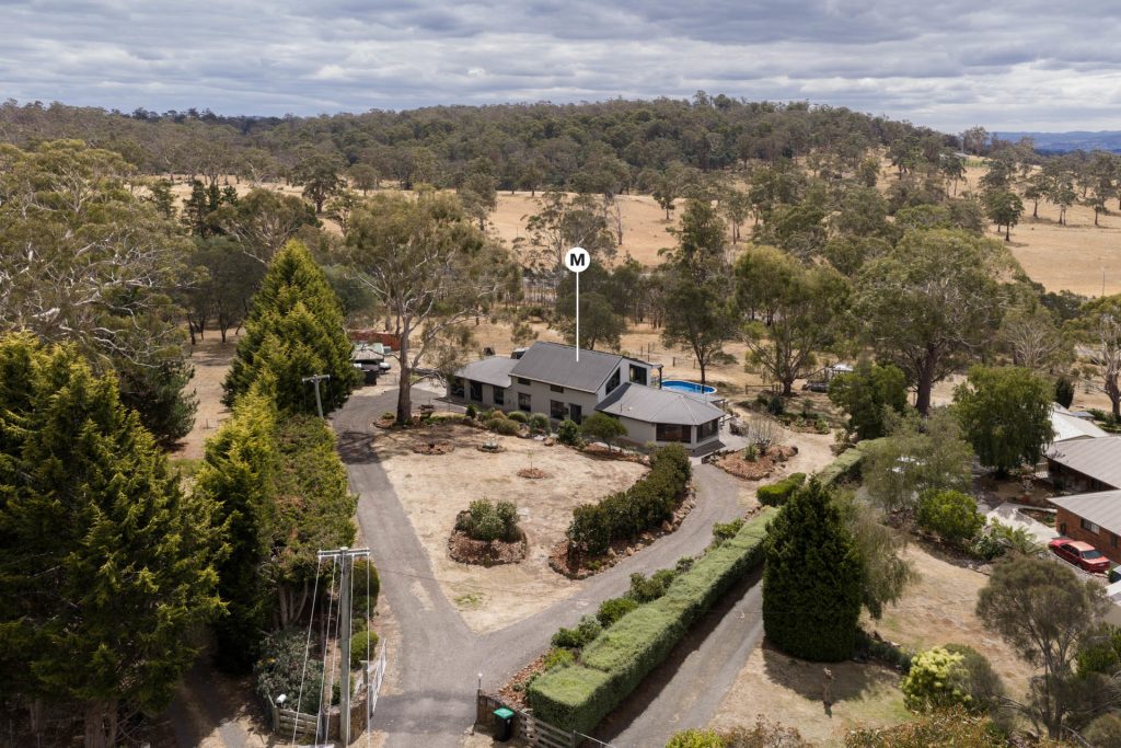 48 Summit Drive, Devon Hills