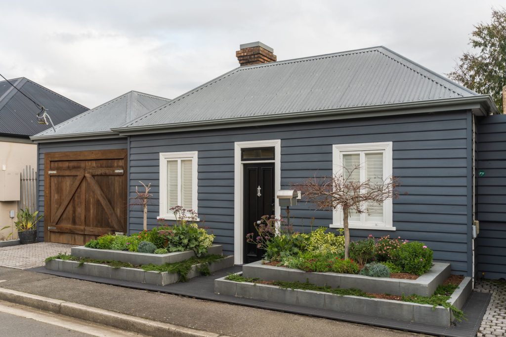 4 Crown Street