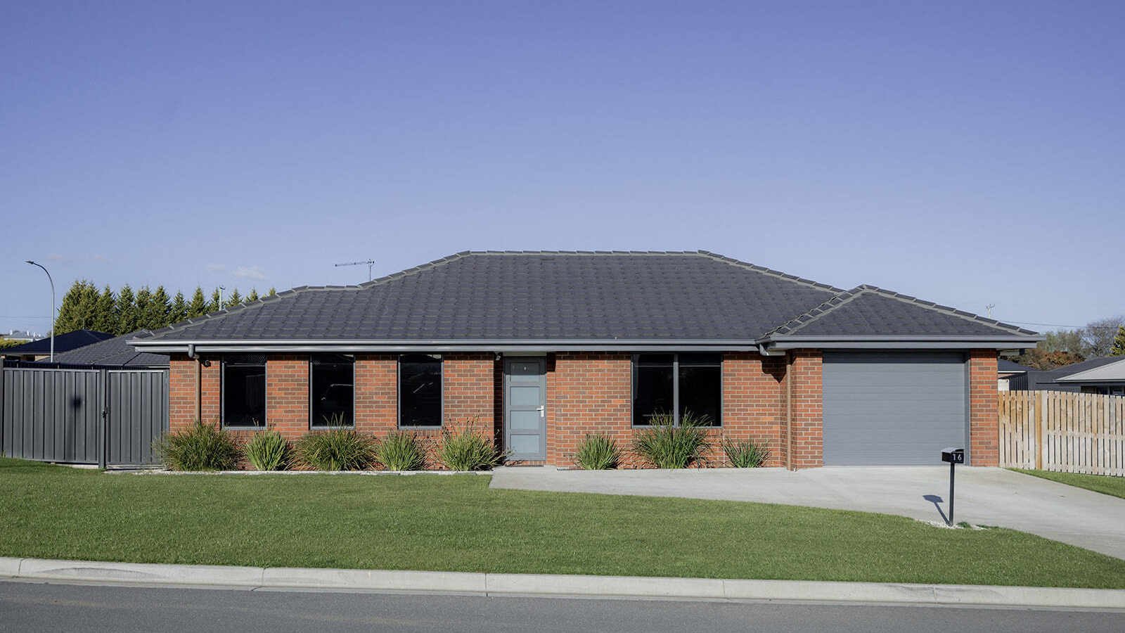 16 Zircon Place, Perth