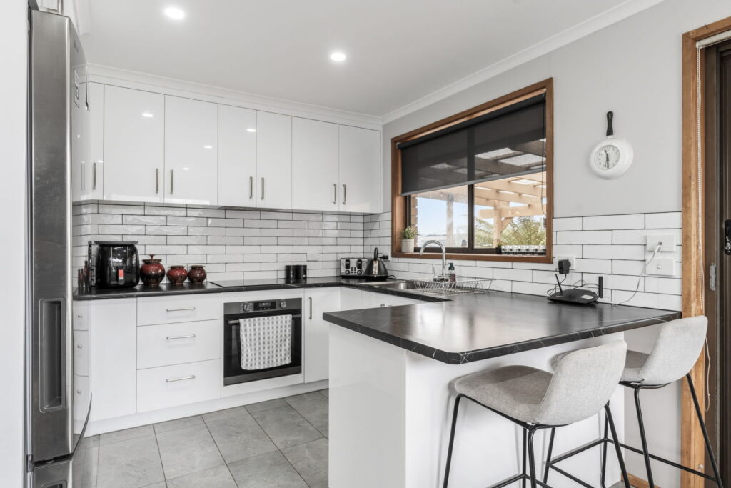 For Sale - 8 Woodleigh Drive - New Property in Oakdowns - Real Estate by Paul Reed
