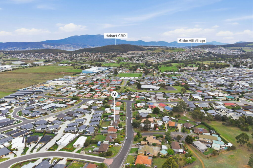 For Sale - 8 Woodleigh Drive - New Property in Oakdowns - Real Estate by Paul Reed