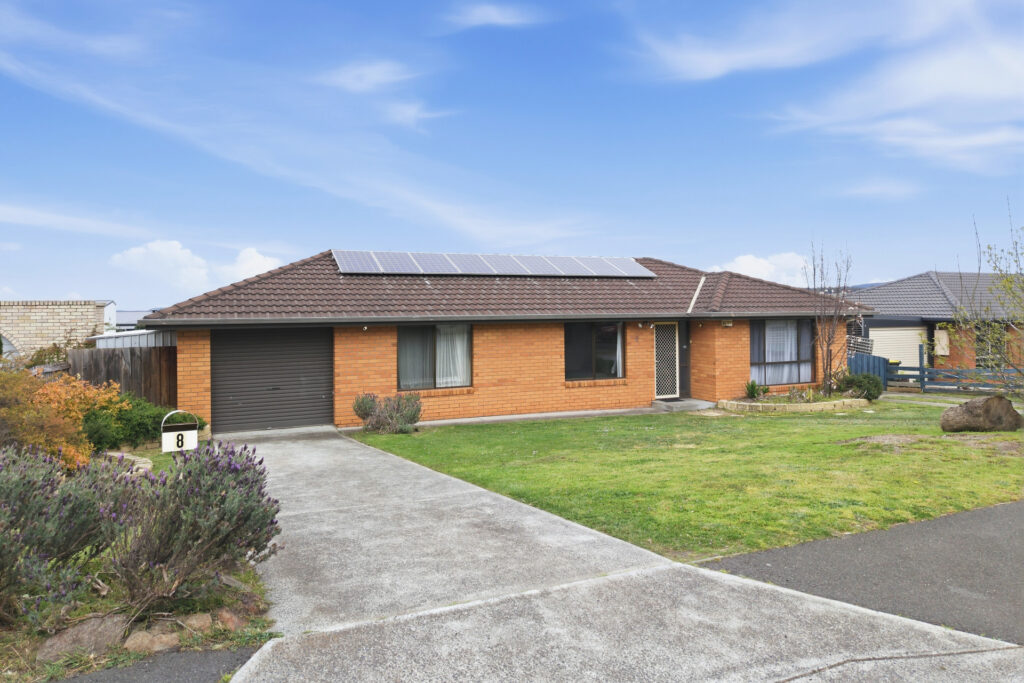 For Sale - 8 Woodleigh Drive - New Property in Oakdowns - Real Estate by Paul Reed