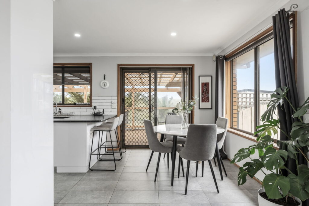For Sale - 8 Woodleigh Drive - New Property in Oakdowns - Real Estate by Paul Reed