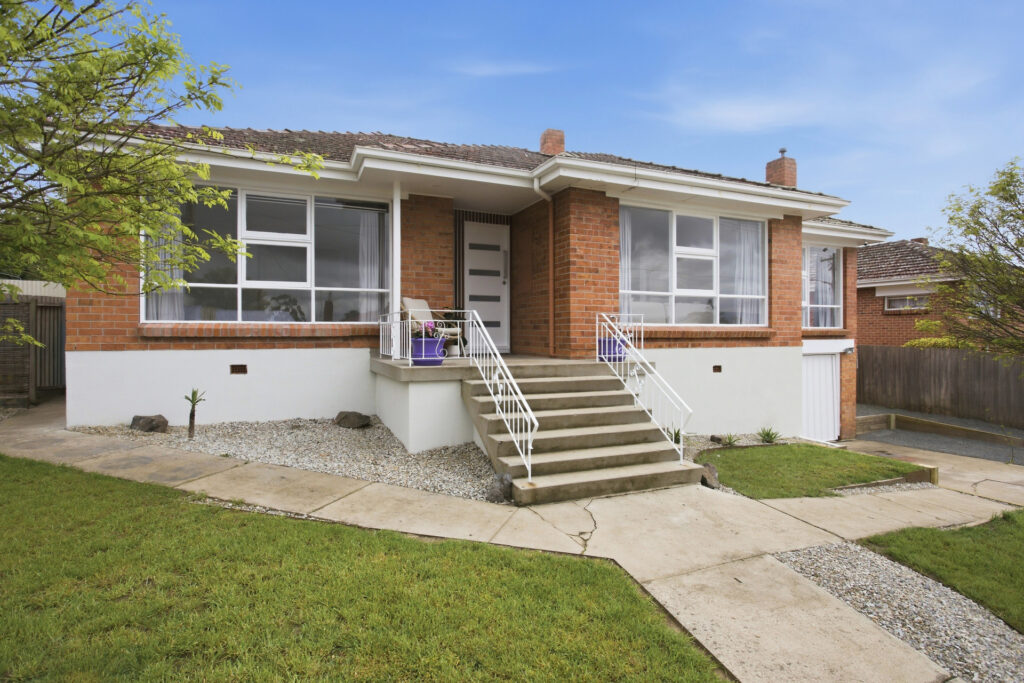 For Sale - 7 Fairway Crescent - New Property in Riverside - Real Estate by Aston Daley