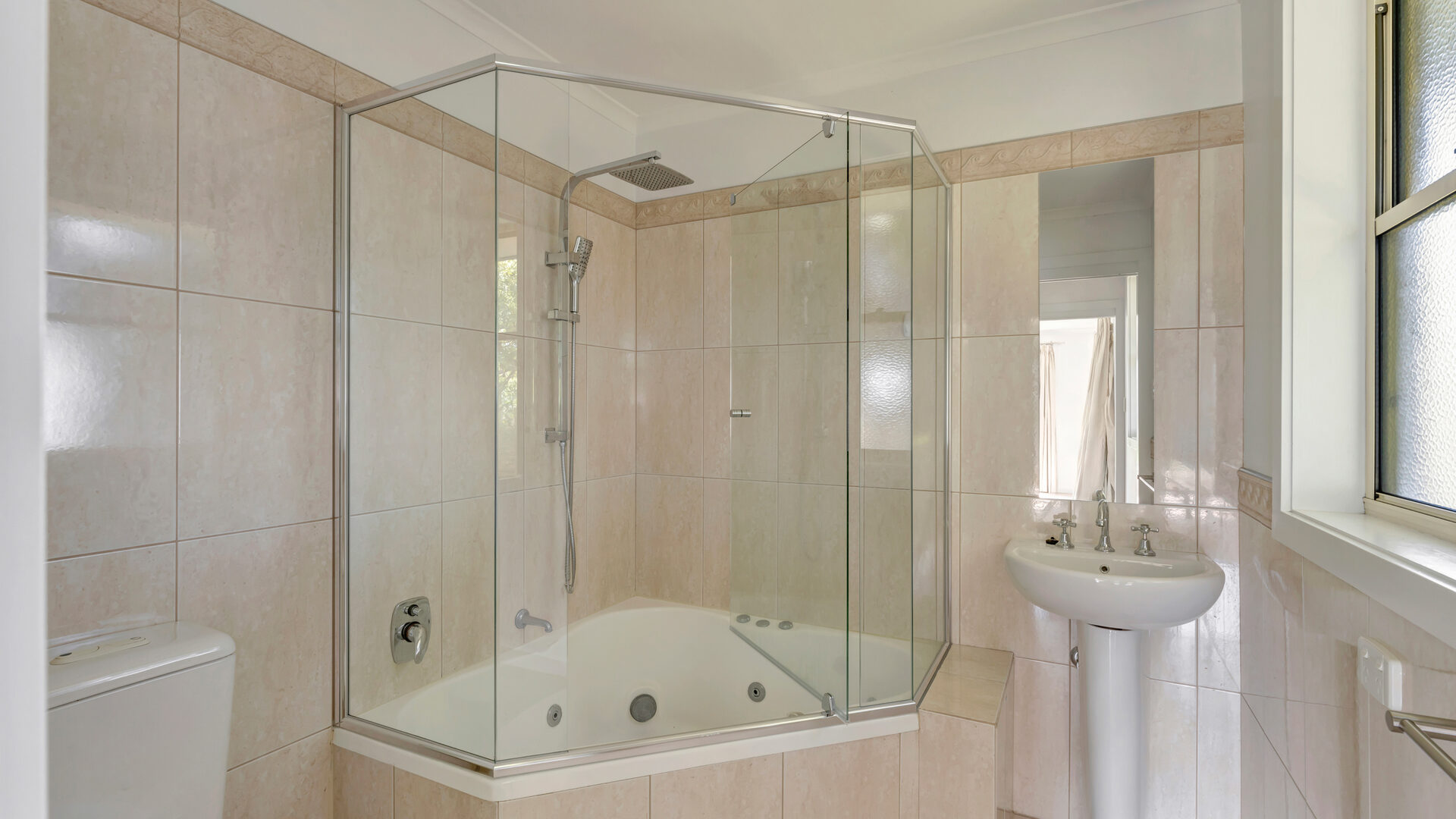 For Rent - 4 Cook Street - New Property in Hadspen - Real Estate by Jamie-Lee Watson