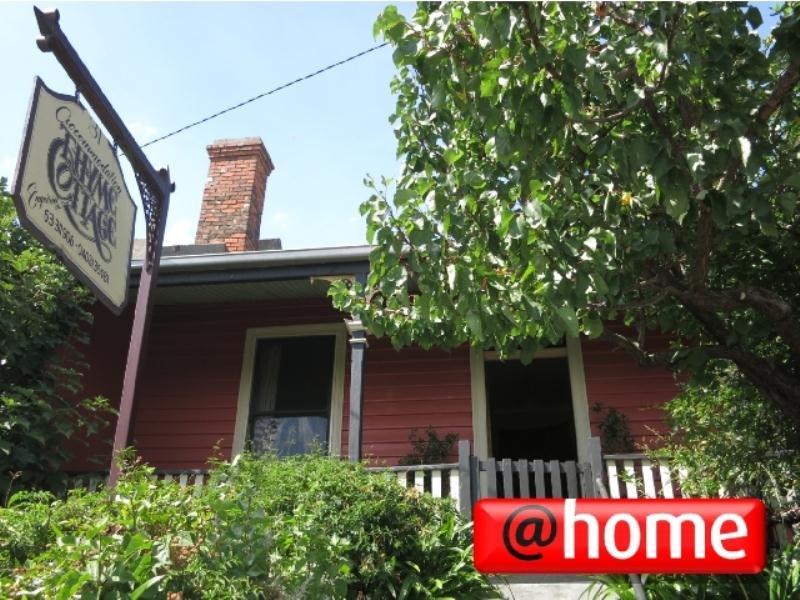 31 Cimitiere Street