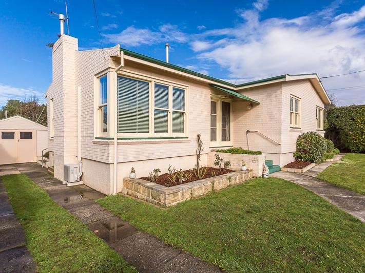 2 Bennett Street