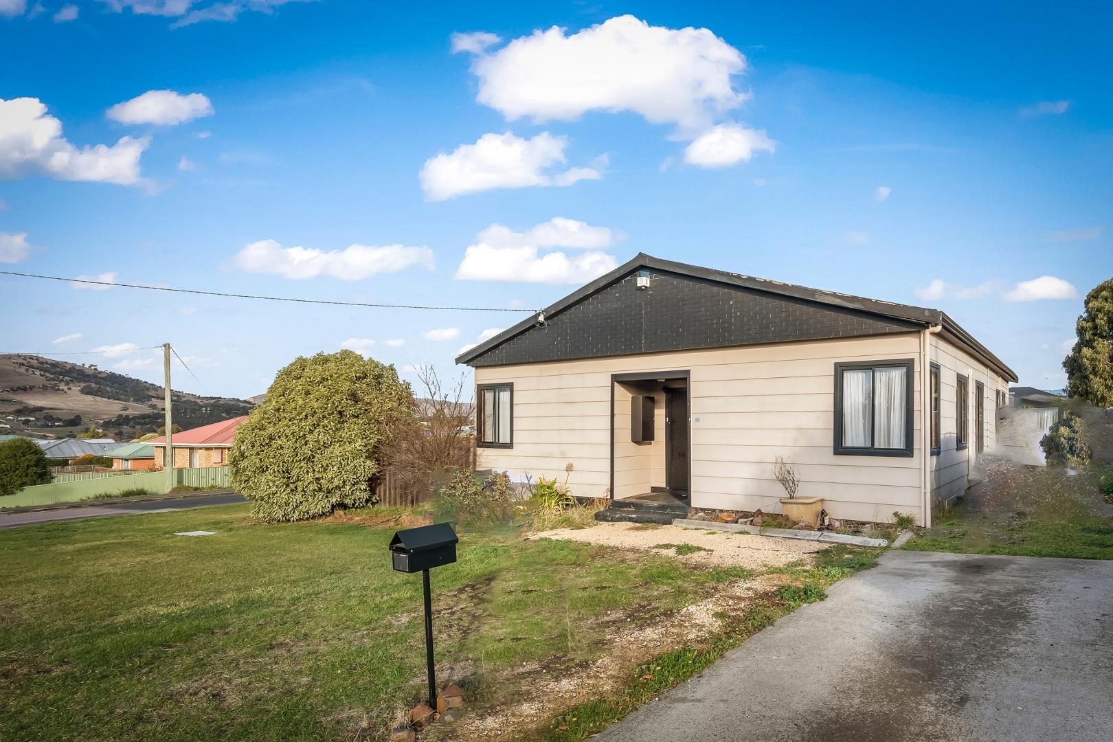 11 Andrew Street