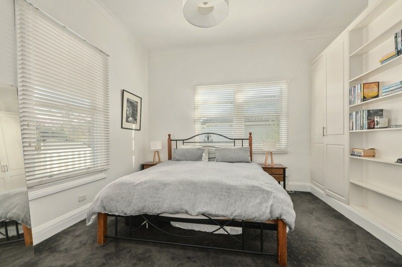 23 Abbott Street